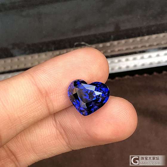 9.15ct心形变色蓝宝石_戒指蓝宝石