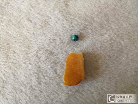 闲置俄料原矿天然蜜蜡配饰还有俩绿松 都是自己磨的 便宜出_翡翠珠串挂件和田玉配件蜜蜡