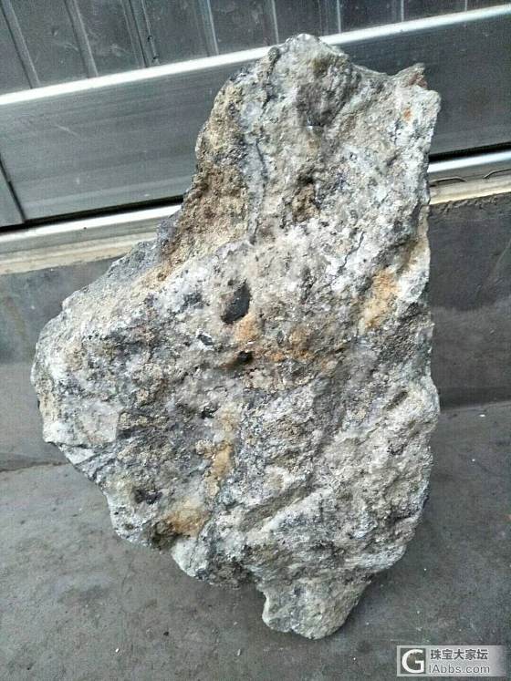 看看这几个银杯子
