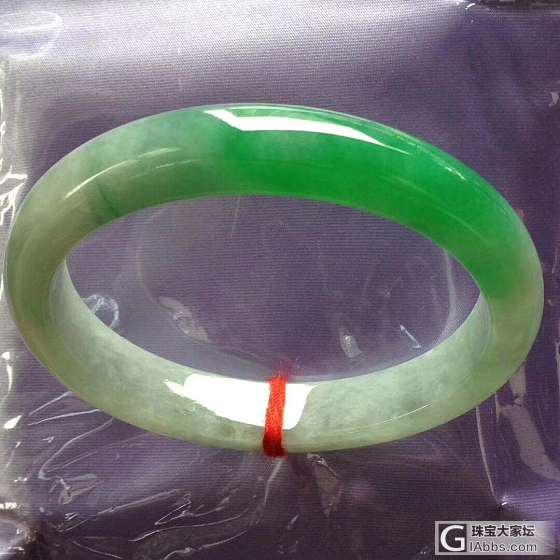 一节冰翠，翡翠阳绿手镯_手镯翡翠