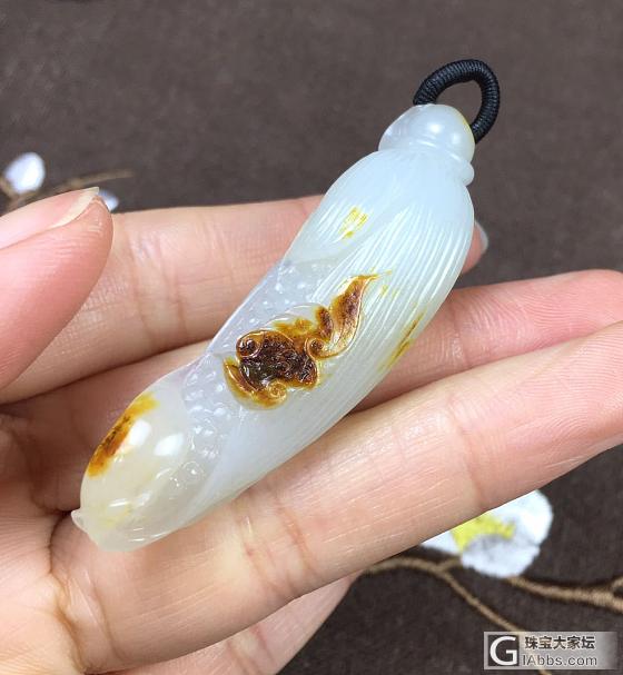 喜欢籽料的白细糯和真皮 油油糯糯低调奢华_挂件和田玉