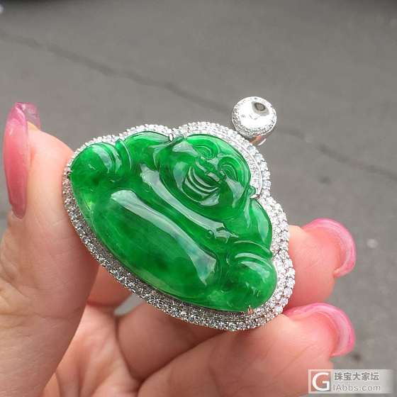 老坑高冰玻璃种辣绿大佛公_挂件翡翠