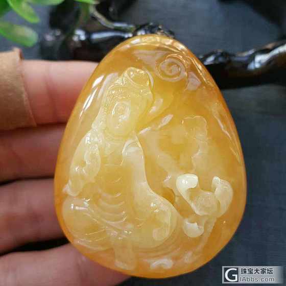 俄料满蜡鸡油黄《观音》精品吊坠