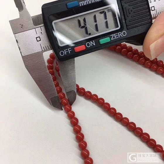 沙丁深色珊瑚，3.8mm到4mm之间，重20克左右，5圈手链，620元特价_珠串珊瑚