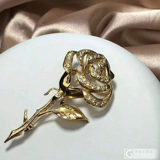 ，18k金钻石玫瑰花胸_钻石K金胸饰