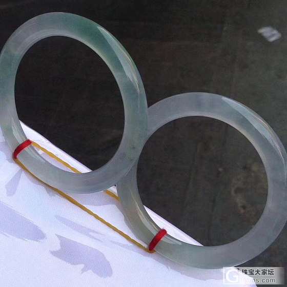红为翡，绿为翠，紫为贵，那冰为什么？玻璃种高冰翡翠圆条手镯_手镯翡翠