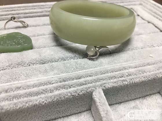 闲置大杂烩_挂件手镯和田玉