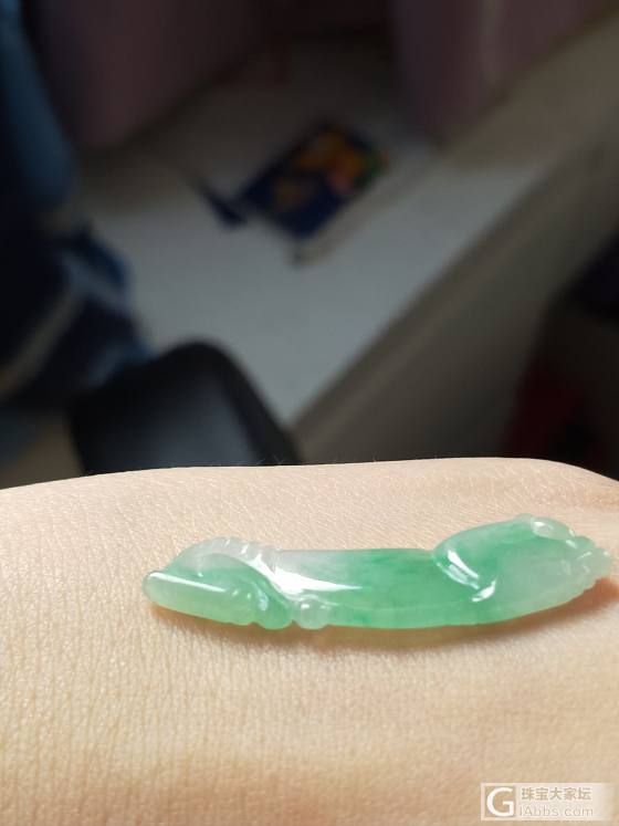 小玉璜，种水不错的小东西！_挂件翡翠