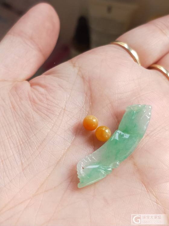 小玉璜，种水不错的小东西！_挂件翡翠