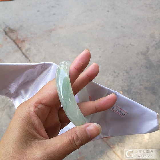 继续！在瑞丽混得越来越好了_手镯翡翠