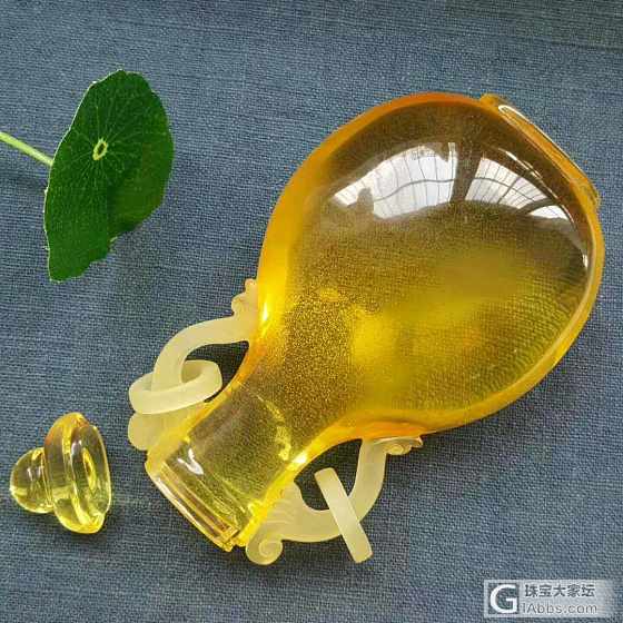 108.3克 绝品传世意境款宝瓶_挂件琥珀蜜蜡