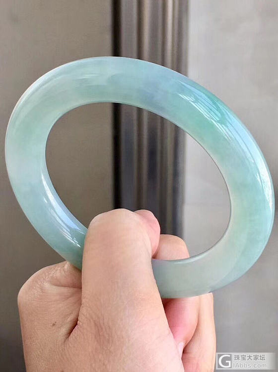 冰种满绿圆条手镯_手镯翡翠