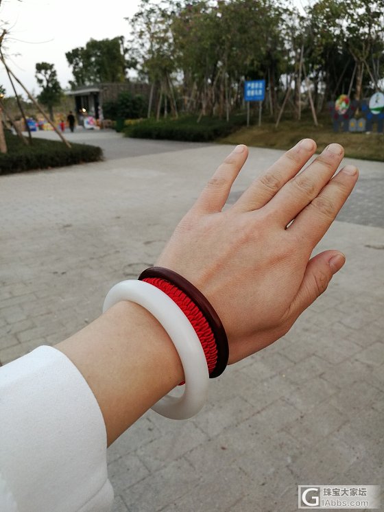 越来越爱这个小奶棍啦，且末也挺美的_手镯翡翠