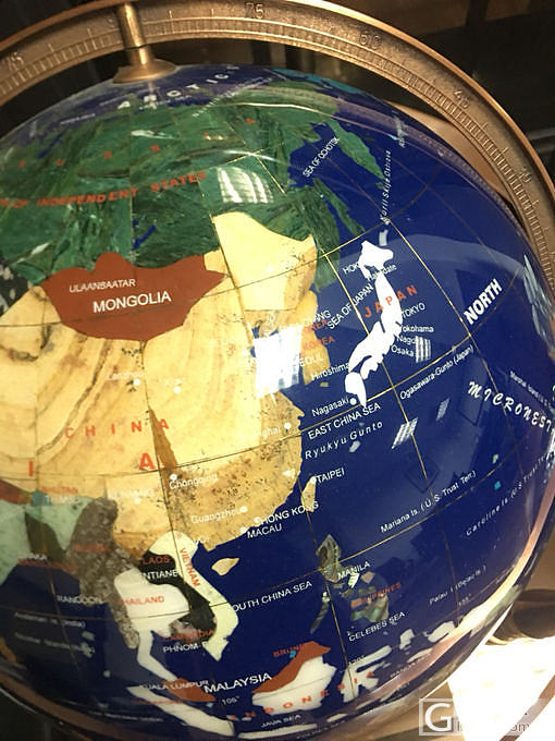 这个地球仪的蓝色是青金石吗_青金石