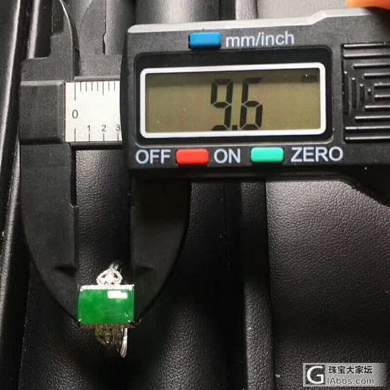 18K金镶嵌天然A货翡翠 方形戒指 配南非钻石  种水十足  颜值爆表 附证书_戒指翡翠