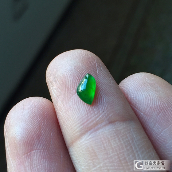 秀一下传说中的帝王绿_蛋面翡翠