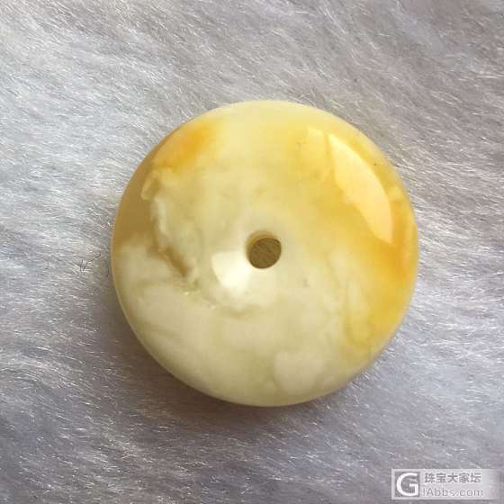 求蜜蜡小物件_挂件蜜蜡