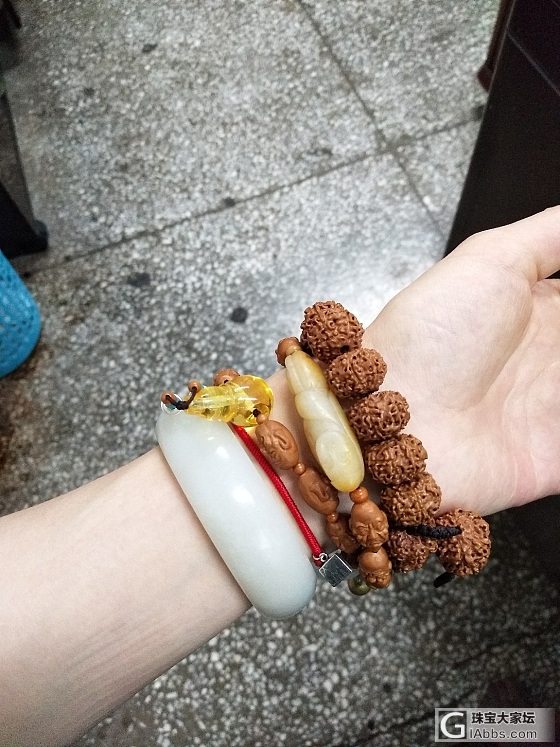 日常佩戴物品！_手饰菩提子银和田玉