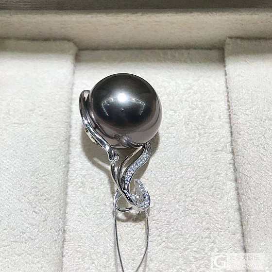 珍珠控又来了！大溪地黑珍珠吊坠，美美美！_海水珍珠吊坠珍珠