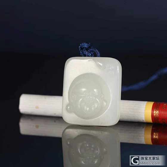 【爱玉玉铺】中国玉石雕刻大师 一户侯 侯晓锋老师作品：弥勒头像_和田玉挂件