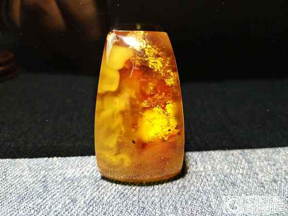天然妖孽蜜蜡挂件_挂件琥珀蜜蜡