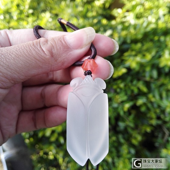 一个聋哑小伙子雕刻的作品_雕刻玉髓玛瑙