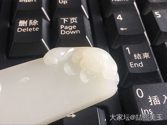 【喆熙美玉】24克细润立体荷花_牌子和田玉
