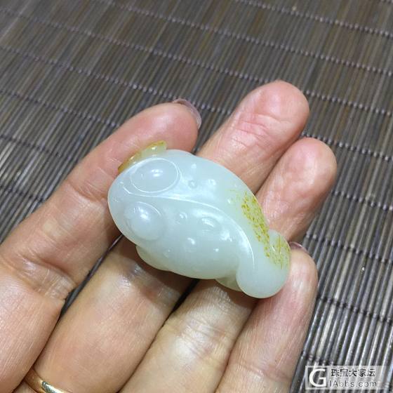 红皮灿烂_挂件和田玉