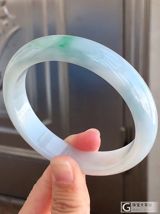 冰糯种飘花宽边手镯_手镯翡翠