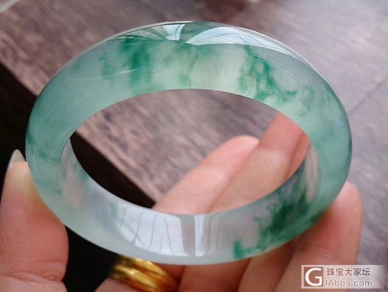 你好[握手]相互关注一下，有需要可以合作_手镯翡翠