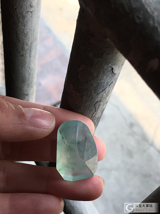 天然翡翠不规则形状，裸石_翡翠