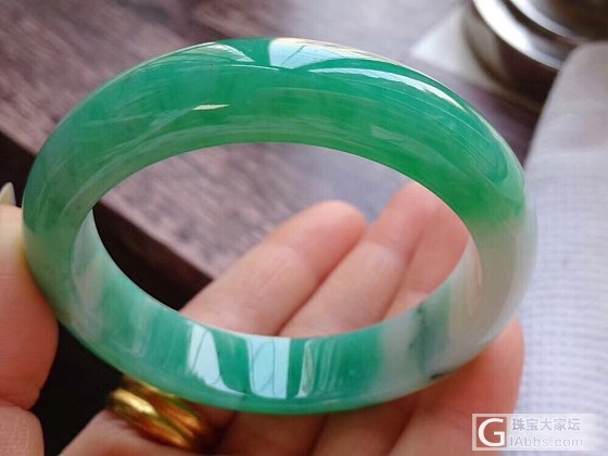 分享美镯_手镯翡翠