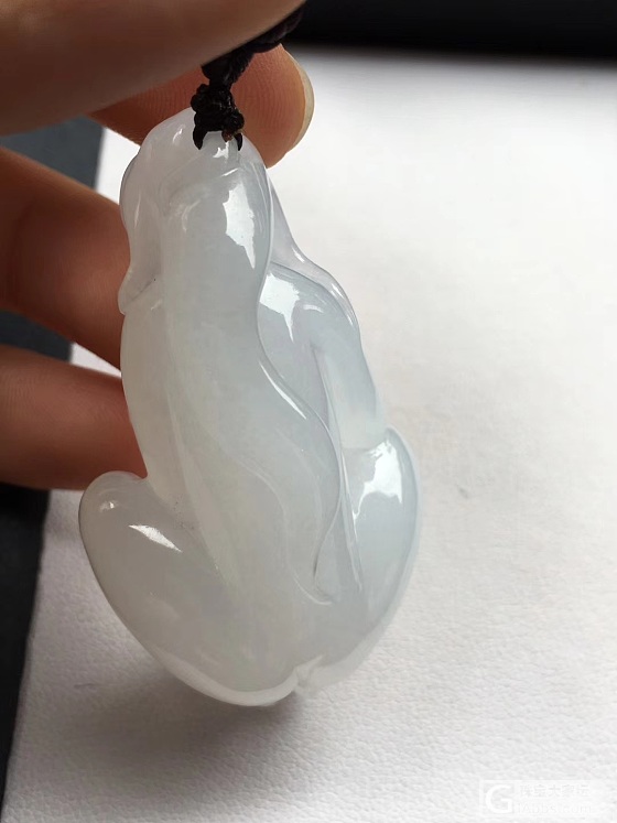 翡翠镂空雕  冰清玉洁_挂件翡翠
