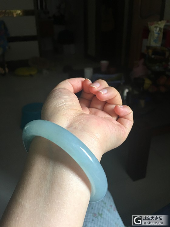 出个闲置，翡翠55圆条手镯_手镯翡翠