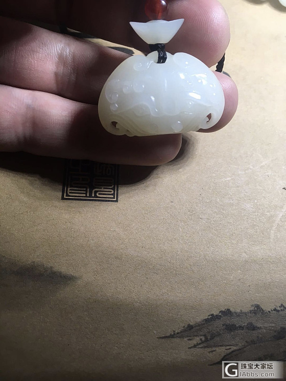 兽面_挂件和田玉