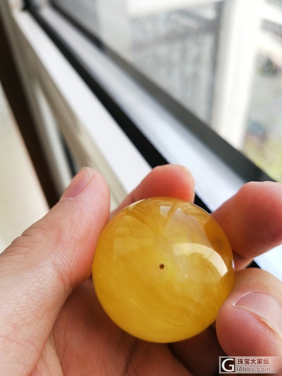 出一个乌料大单珠，适合作锁骨链，克价150_把玩件琥珀蜜蜡