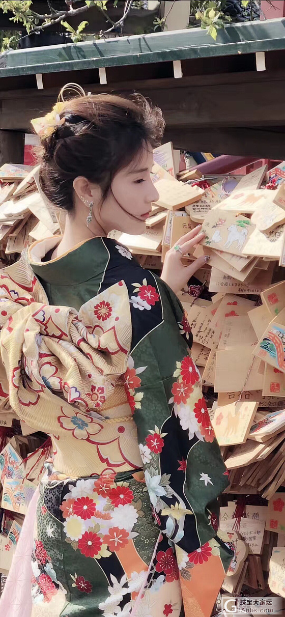 大美女代言人_搭配