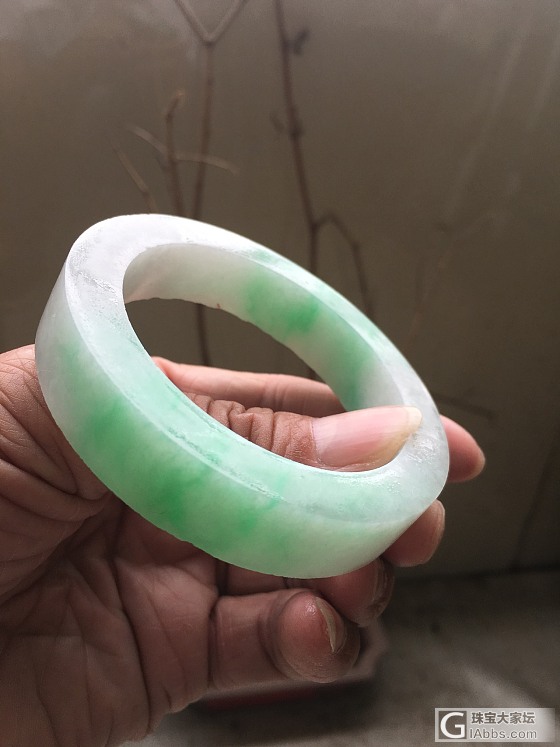 清爽怡人_翡翠手镯