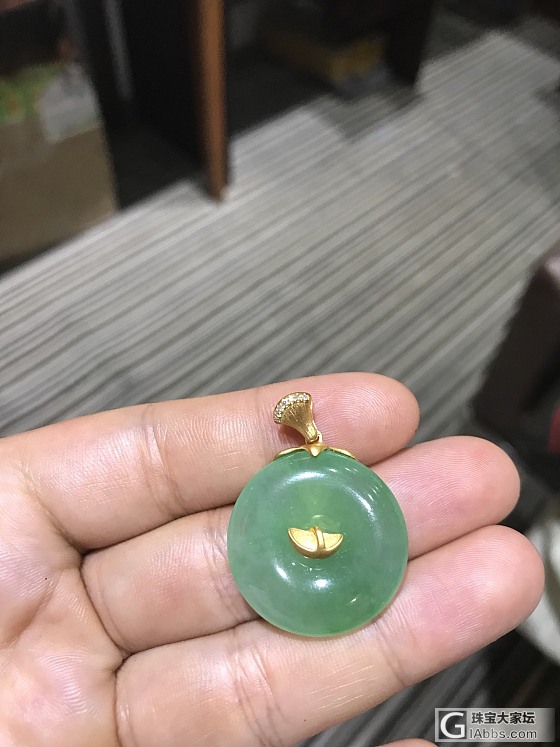 四月市场帖_挂件手镯翡翠