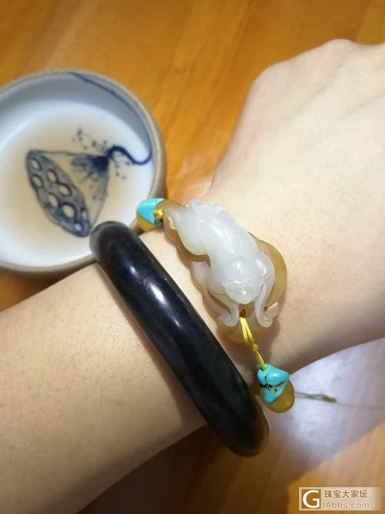 缅怀一下过去的玉图_把玩件和田玉