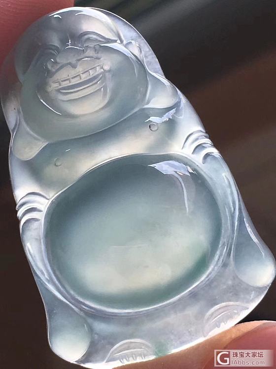 翡翠晴水站佛_挂件翡翠