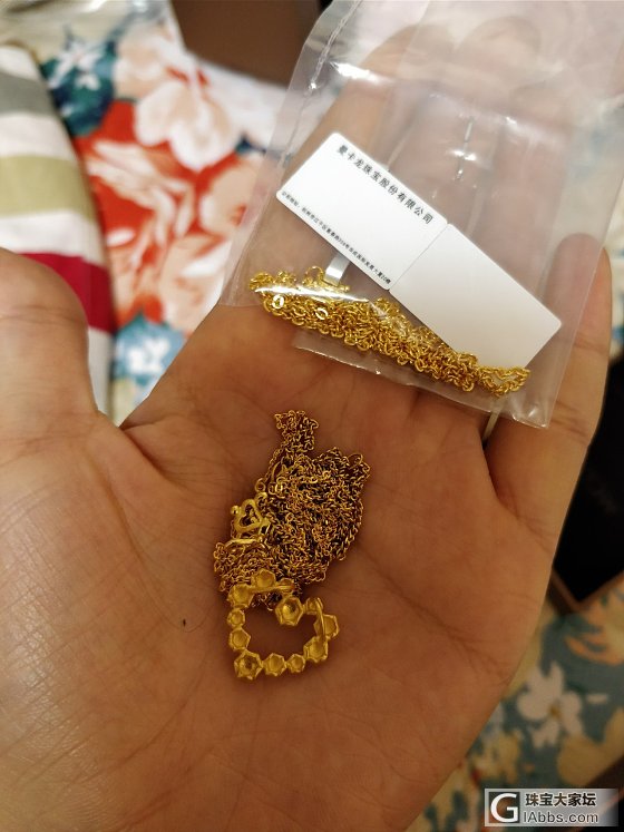 周生生玫瑰心打包曼卡龙项链克价285_吊坠项链金