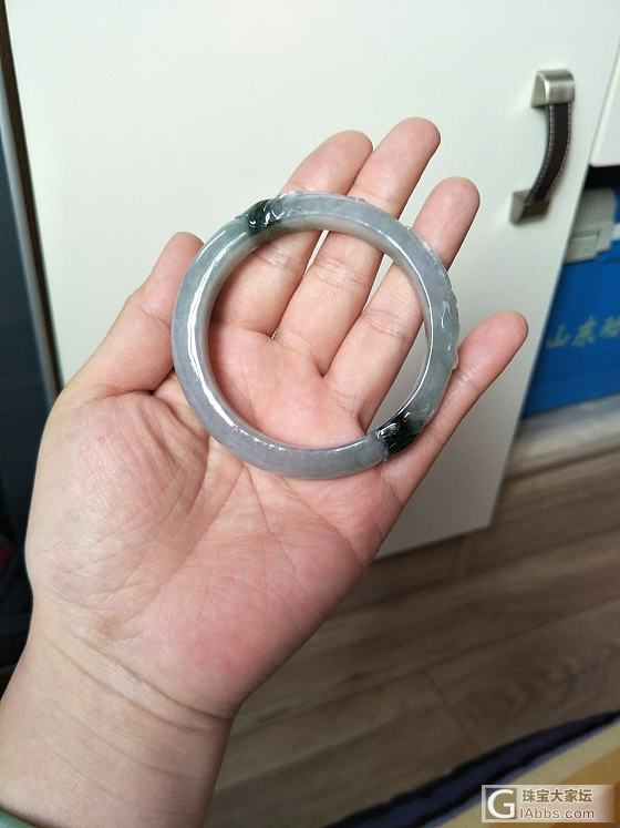 冰糯飘花手镯。_手镯翡翠