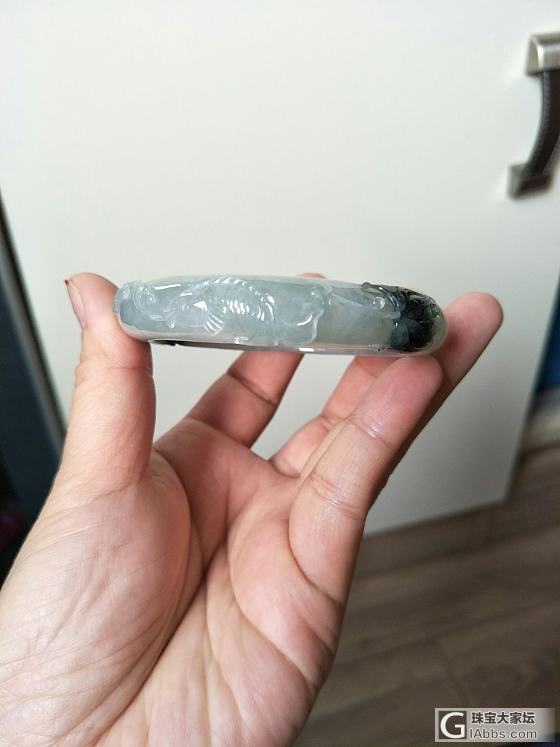 冰糯飘花手镯。_手镯翡翠