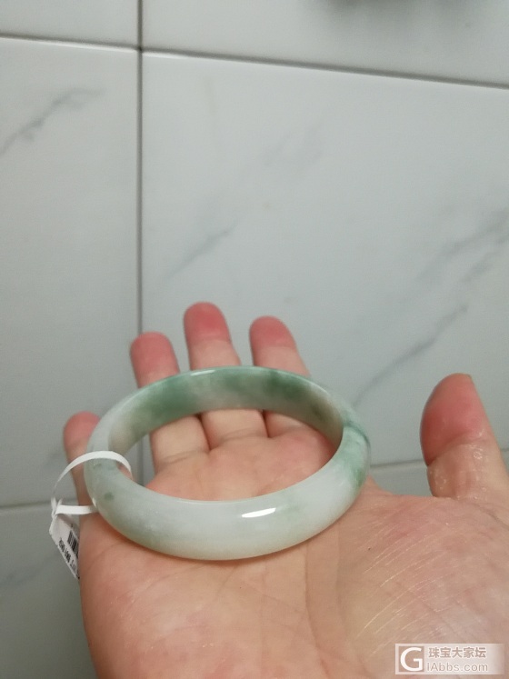 翡翠手镯一只_手镯翡翠