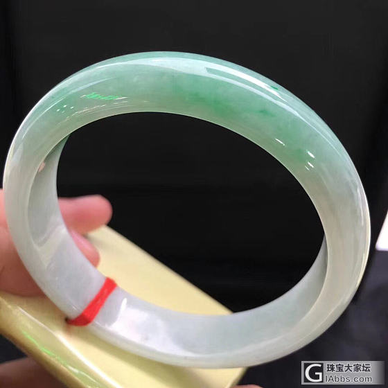 手镯特价3960_手镯翡翠