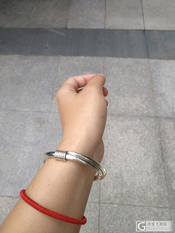 小推圈也很美_碧玺珠串手镯银