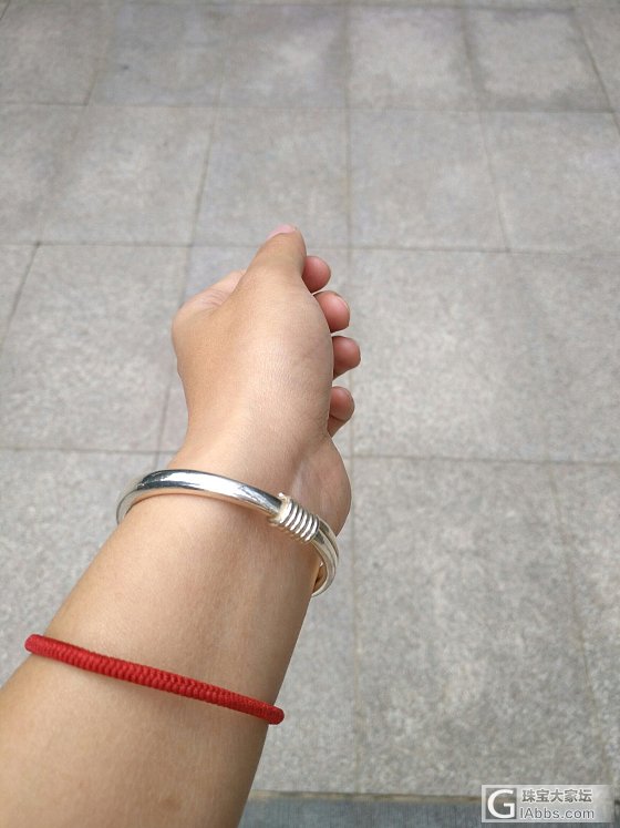 小推圈也很美_碧玺珠串手镯银