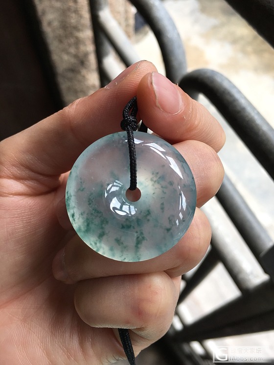 缅甸翡翠冰蓝彩花雪花棉平安扣，33一6.8_翡翠
