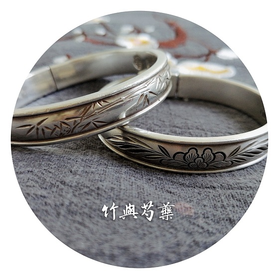 那些姊妹花_手镯银
